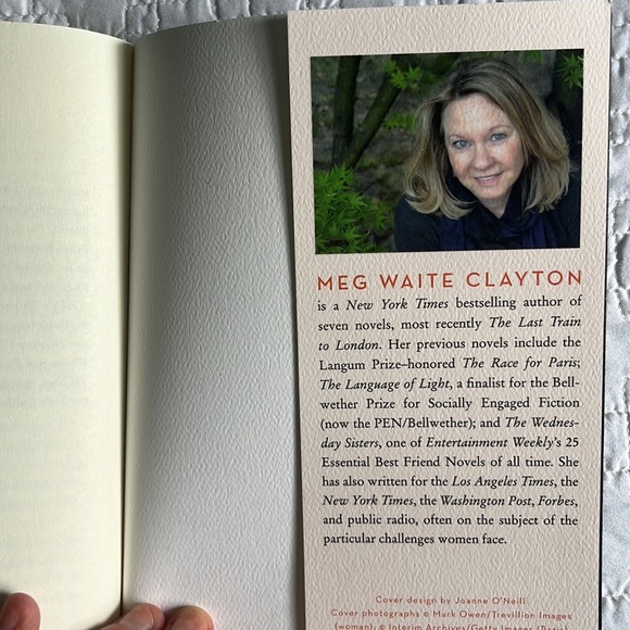 Book 📖 “ The Postmistress of Paris” - Picture 4 of 4